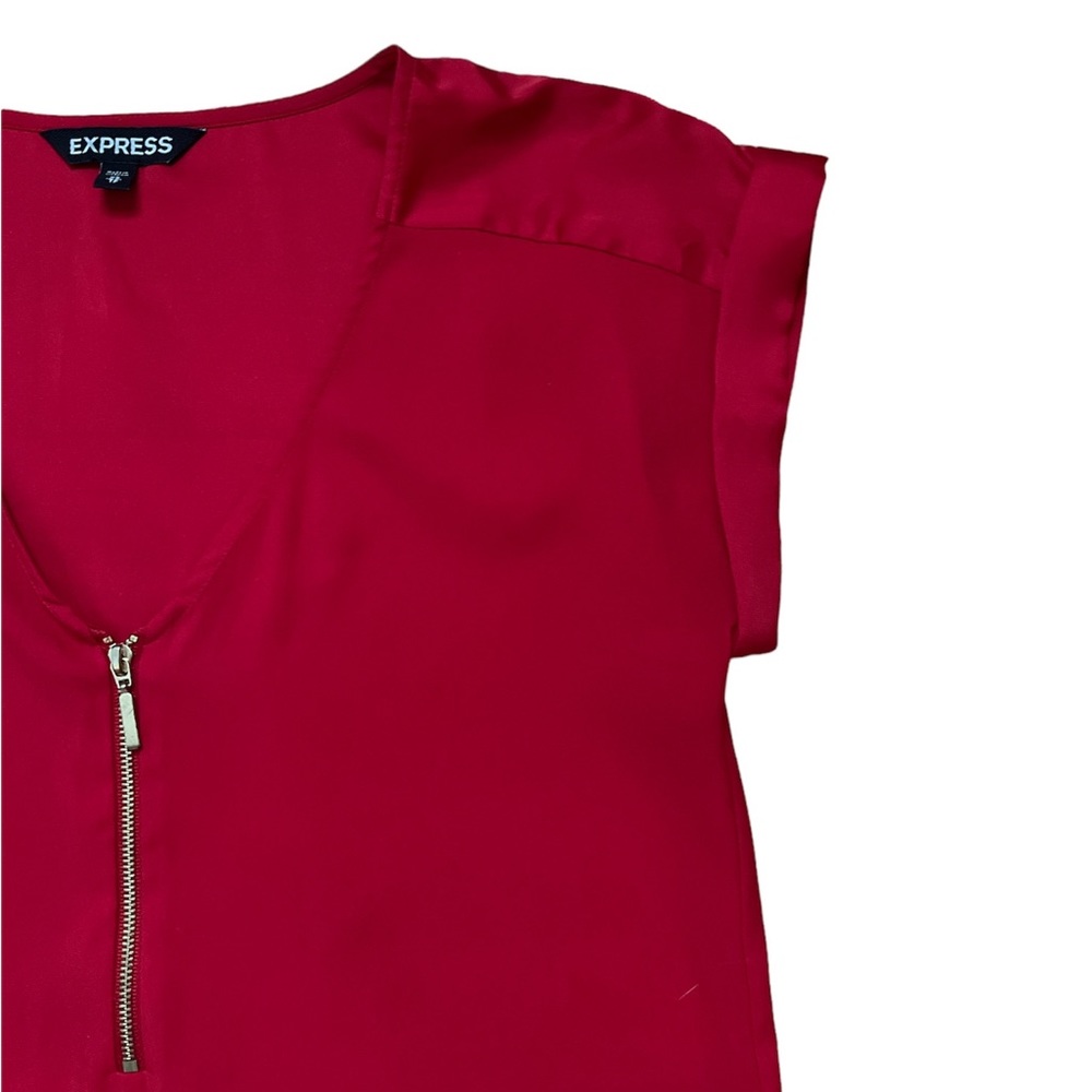 Express Red Blouse - Picture 5 of 6